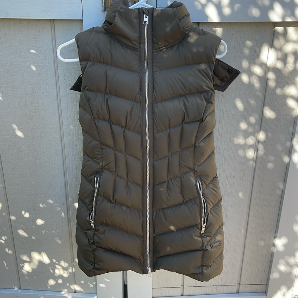 Athleta - Green Vest with removable hood - size XS